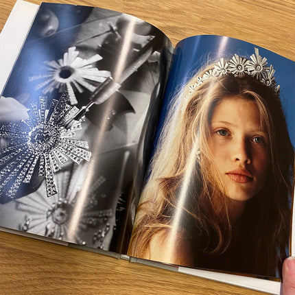 The Bead Jewellery Book by Stefany Tomalin