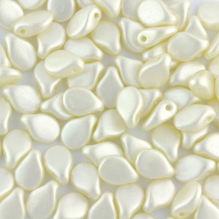 Pastel Cream Preciosa Pip Beads