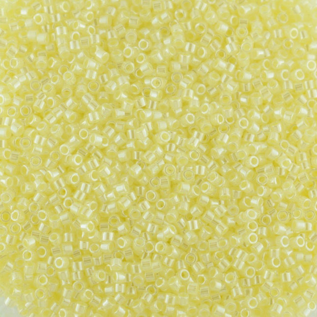 DB232 Pale Yellow Pearl Miyuki Delica Bead Size 11