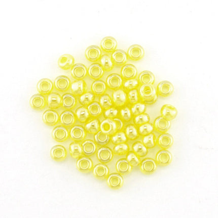 Size 11/0 Seed Beads 8580 Light Yellow
