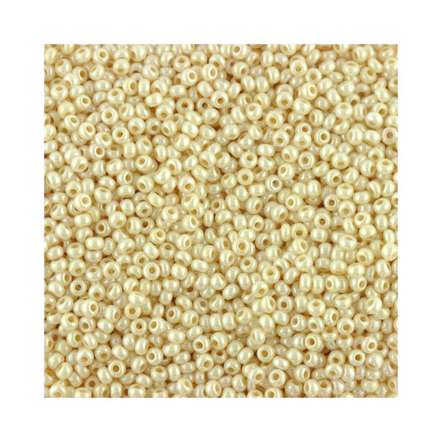 Size 11 Pearl Cream Preciosa Seed Beads