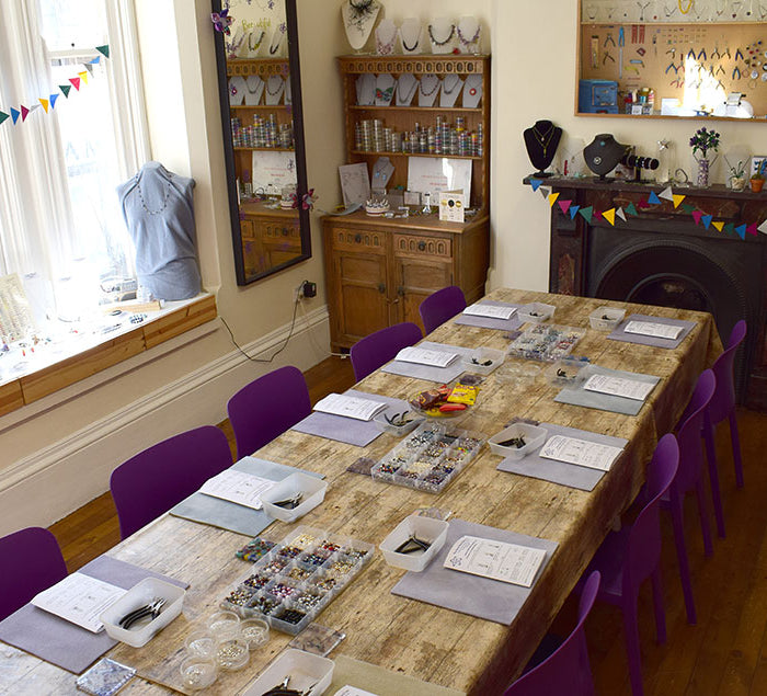 <h1>Jewellery Making Classes<br/>at<br/>The Bead Shop Nottingham</h1>